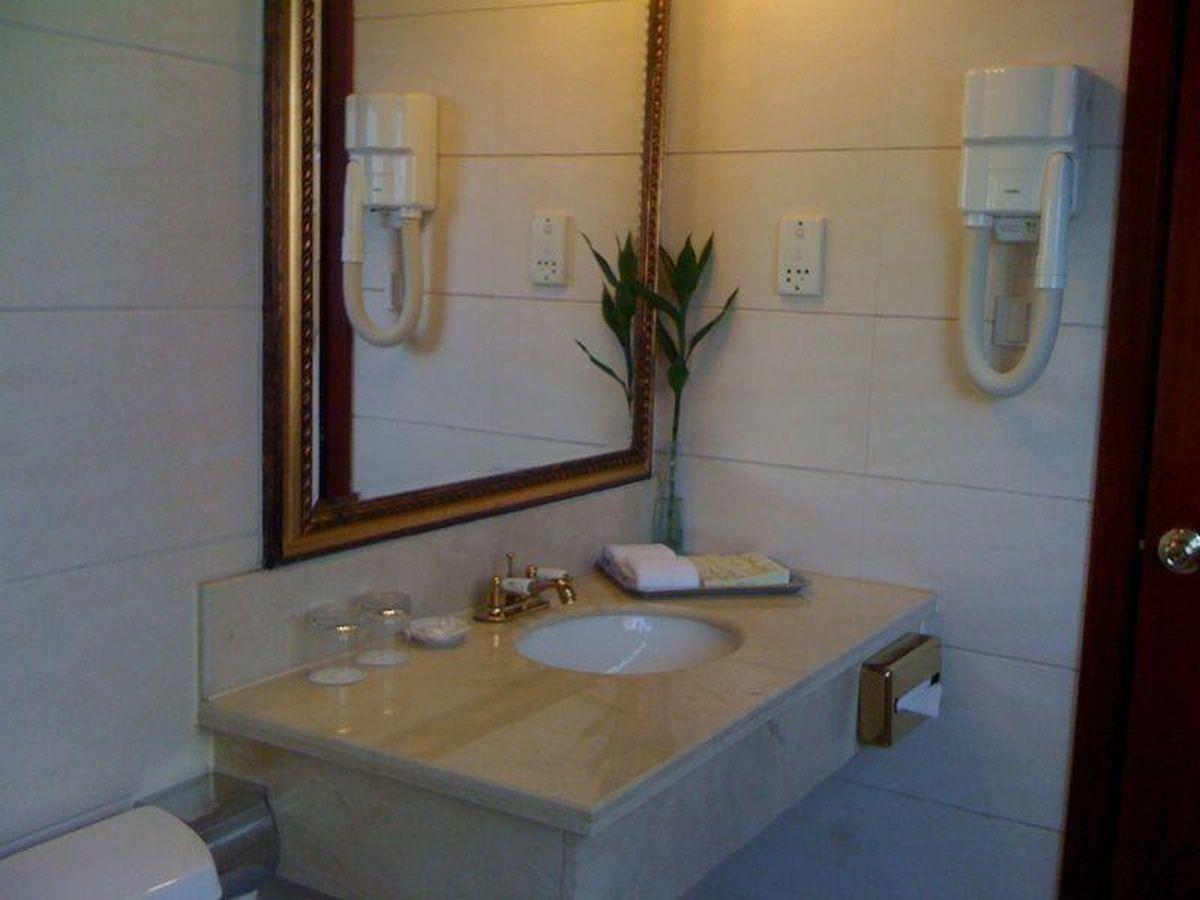 New East Asia Hotel 샹하이 외부 사진